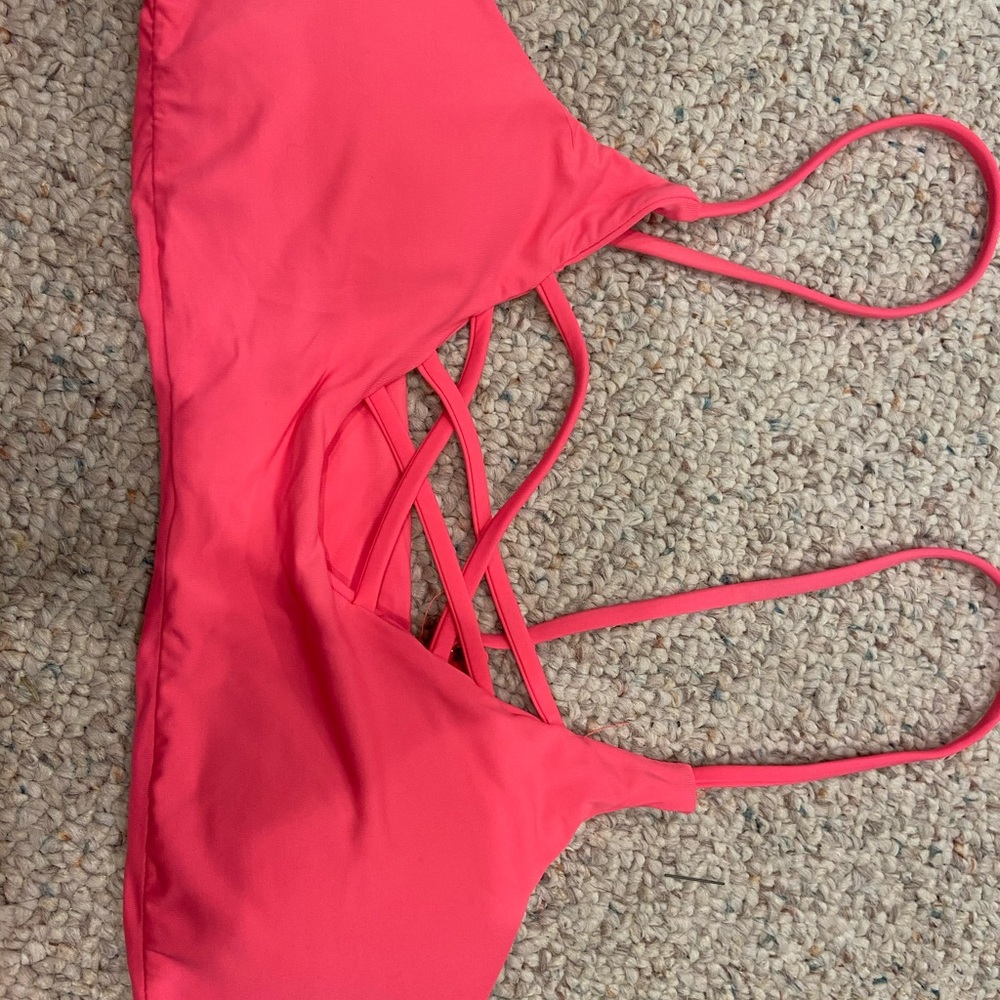 Pink bikini - Picture 2 of 3